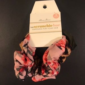 Scrunchies Hair Accessories 3 Pcs Set NWT